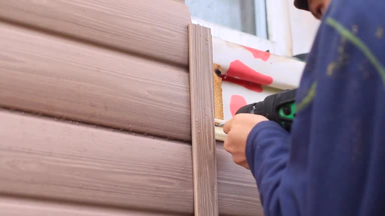 Best Insulated Siding Installation  in Stratford, CA